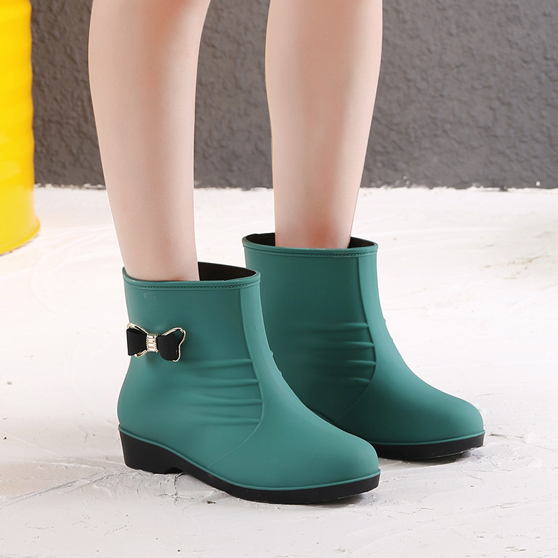 Waterproof Mature High Heel Fashion PVC Rain Boots Wholesale Black Horse Sex With Women Rain Boots