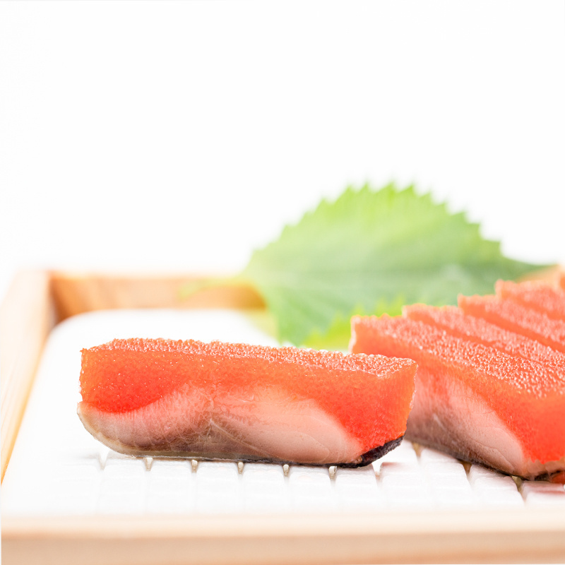 FROZEN SEASONED FISH ROE WITH HERRING FILLETS