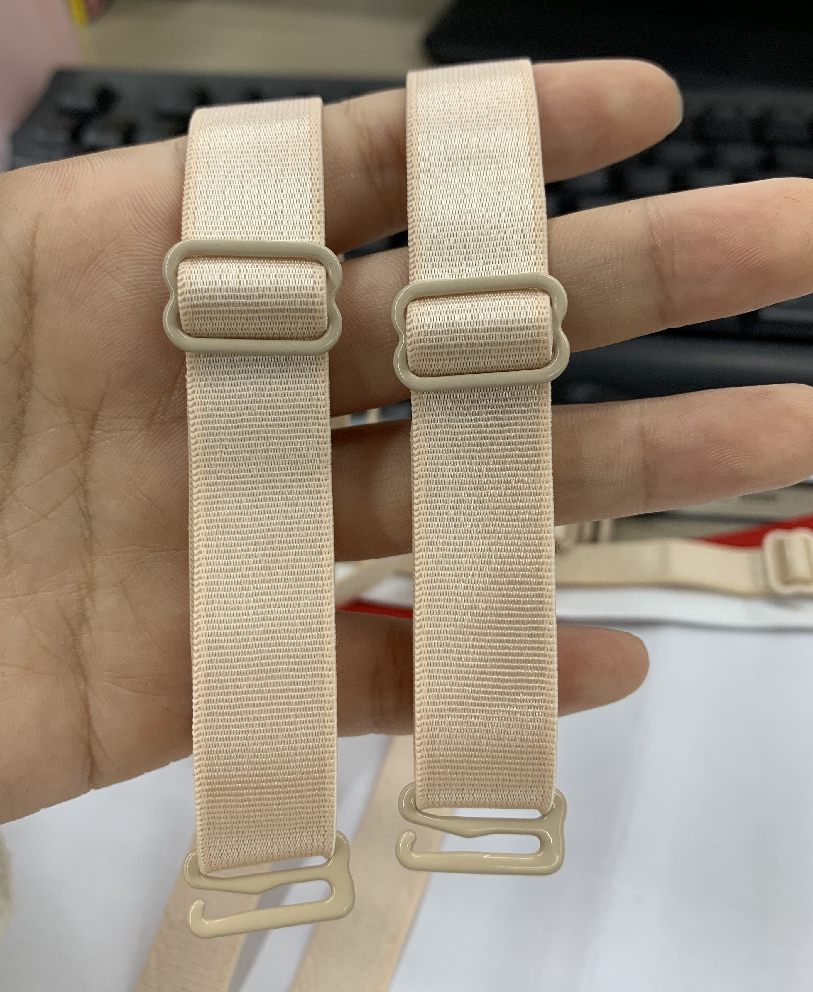 Women's No-slip Bra Strap Bra Strap Adjuster Sliders for Underwear Adjustable Shoulder Elastic Strap