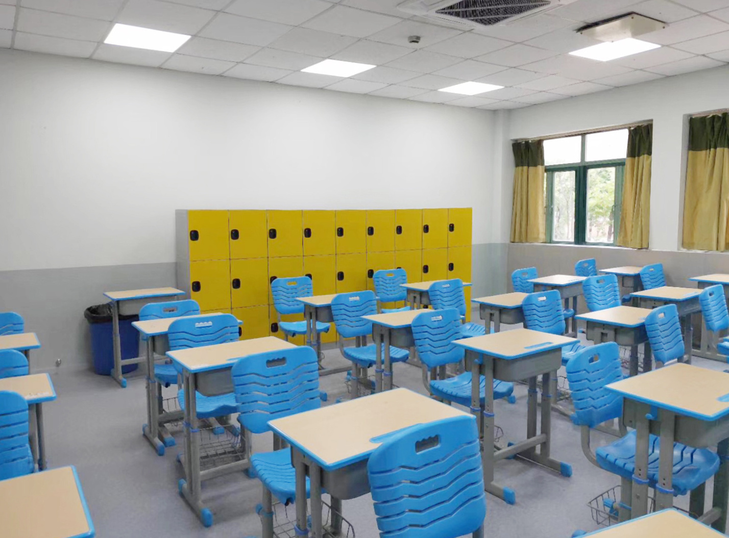 High Quality Plastic School Chairs and Tables Essential school Furniture for Enhanced Learning Environments