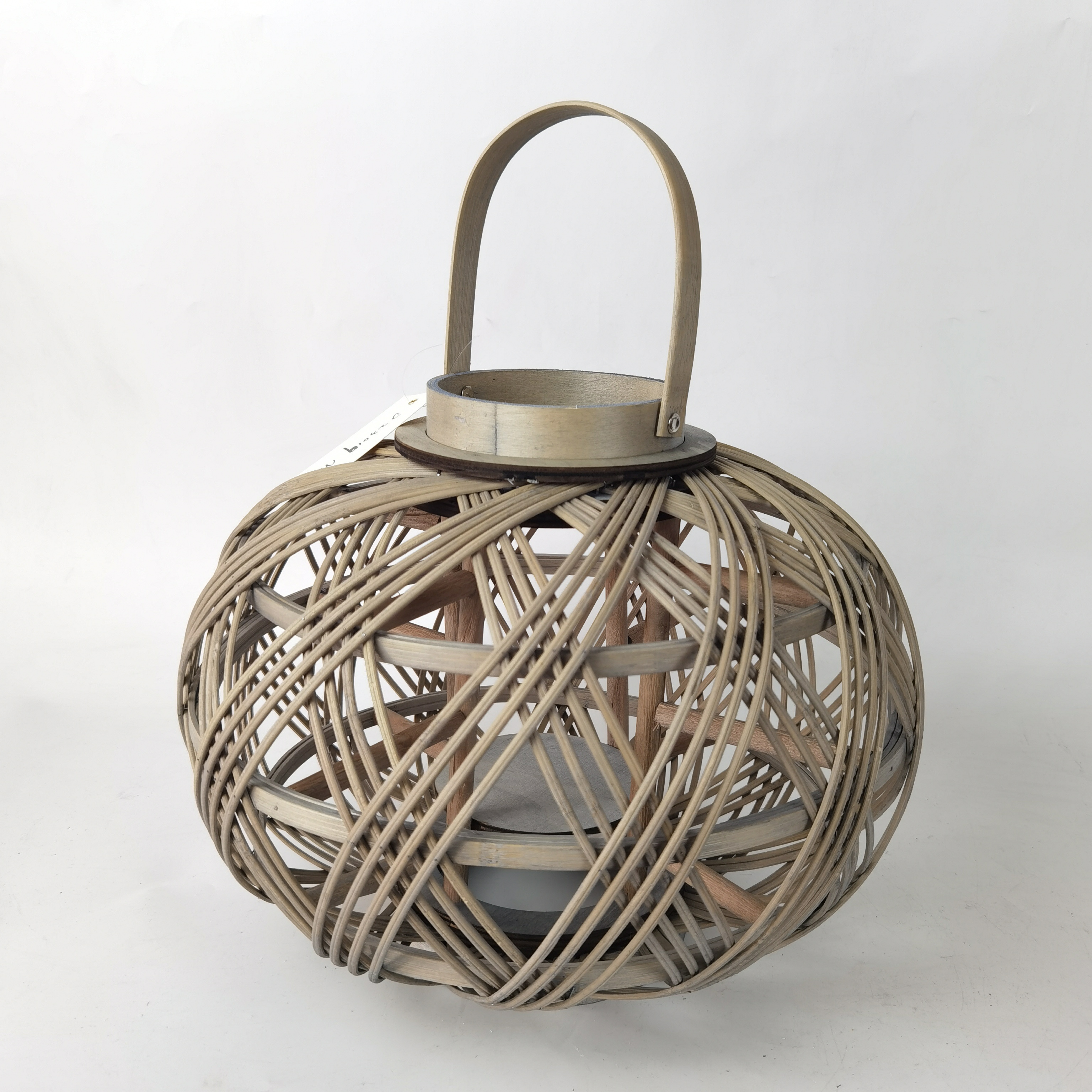 Hot Selling Home Deco Craft Natural Handmade Storm wicker Lantern Bamboo Lantern with LED candle