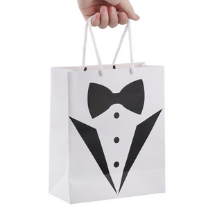 HDPK Aper Tuxedo Groomsmen Thank You Gift Bags Black White Wedding Bridal Party Favour Bridesmaid Groomsmen Gift Bags