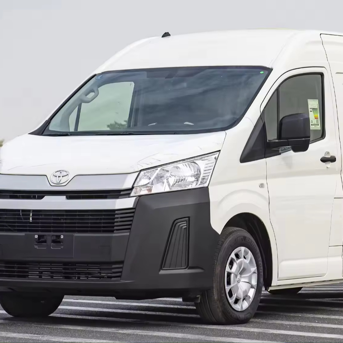 TOP RATE USED TOYOTA HIACE HIGH ROOF 15 SEATER BUS left hand drive and right hand drive available