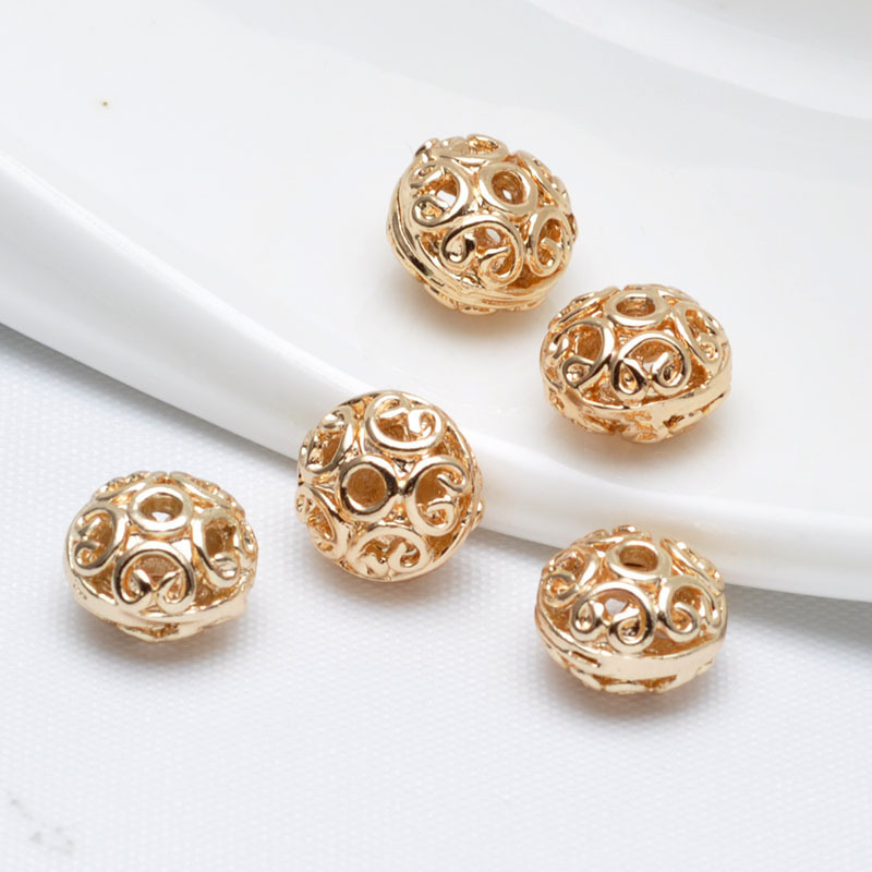 Wholesale 9.5mm Flat Spherical Small Hole Hollow 4K Gold And Copper Material Loose Gold Plated Alphabet Beads