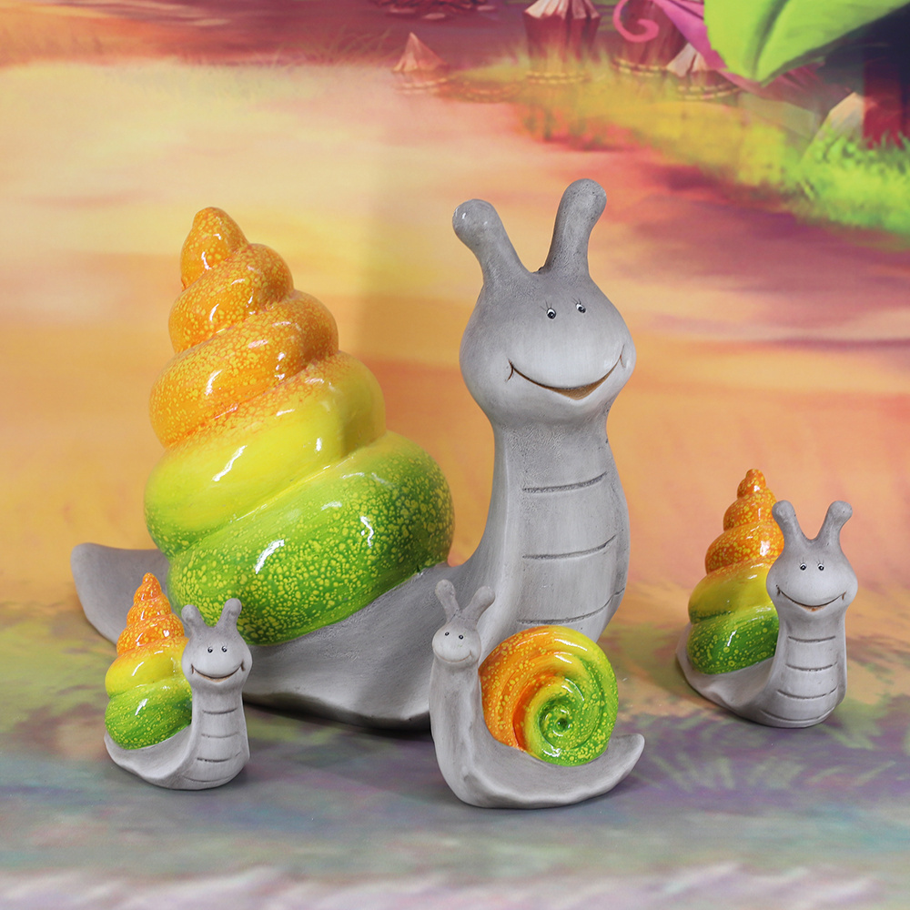 Cute Little Gardening Ornament Figures Decoration Snails Statue With Shells