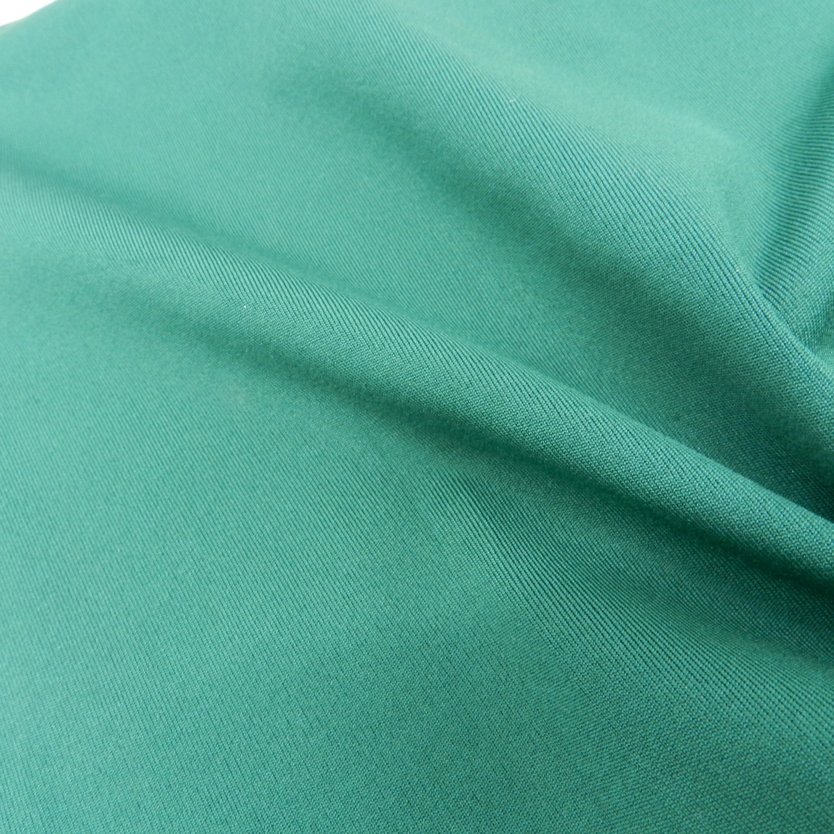 Recycled polyester micro twill waterproof fabric pure regenerated fibre for beach short print skin microfiber fabric