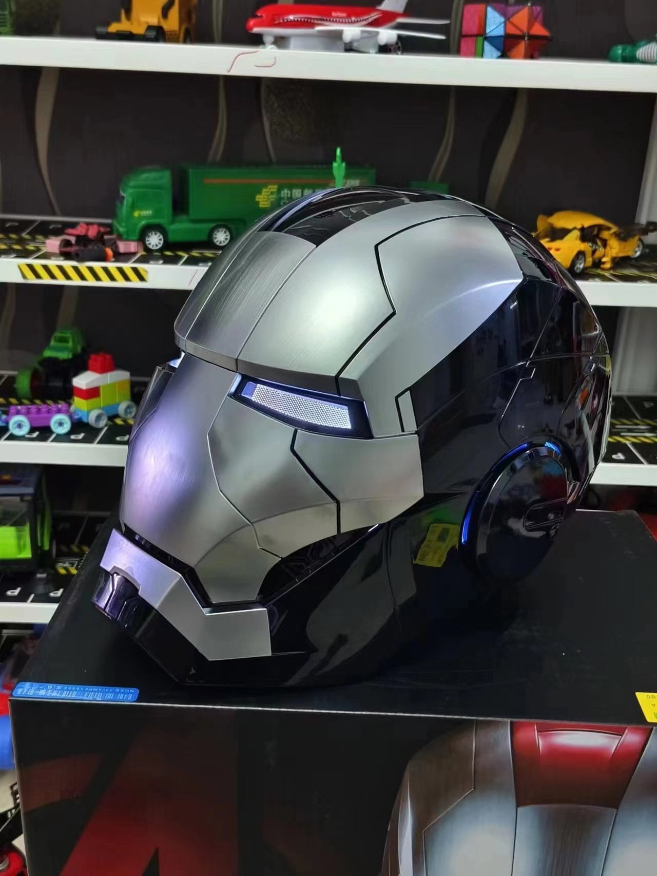 Cospaly helmet sliver and black color Voice Remote Control Electric Iron Man helmet