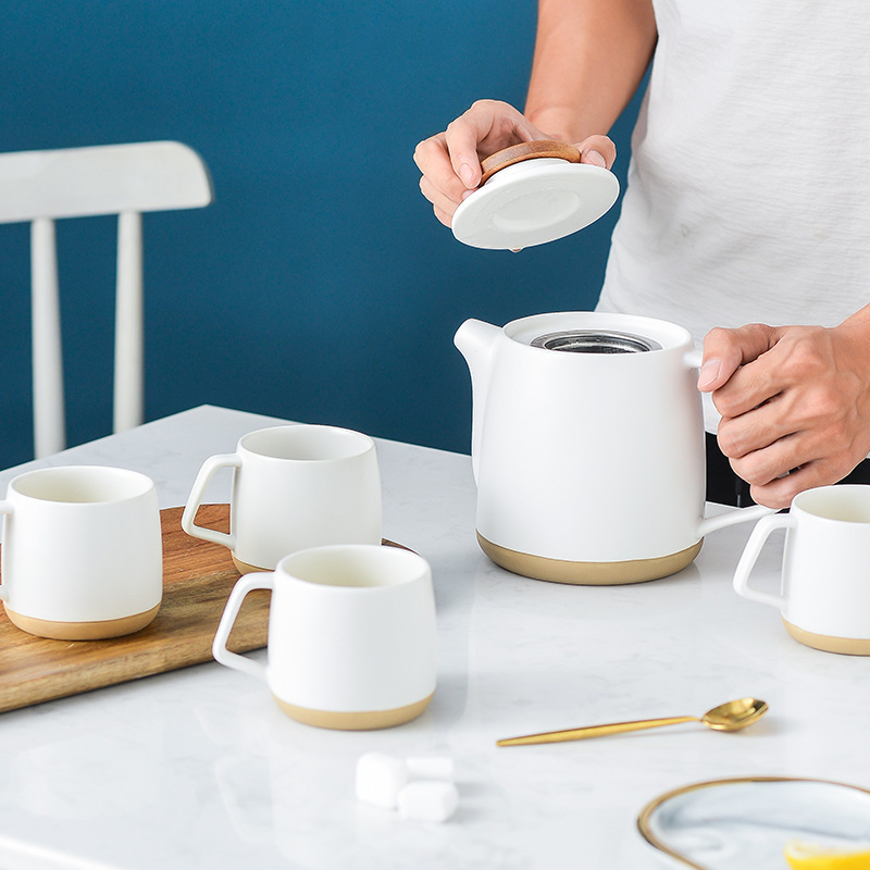 Gifts Packaging Japanese Style White Black ceramic coffee milk tea Sets With Wood Lid Porcelain Teapot And 4 Cups Set