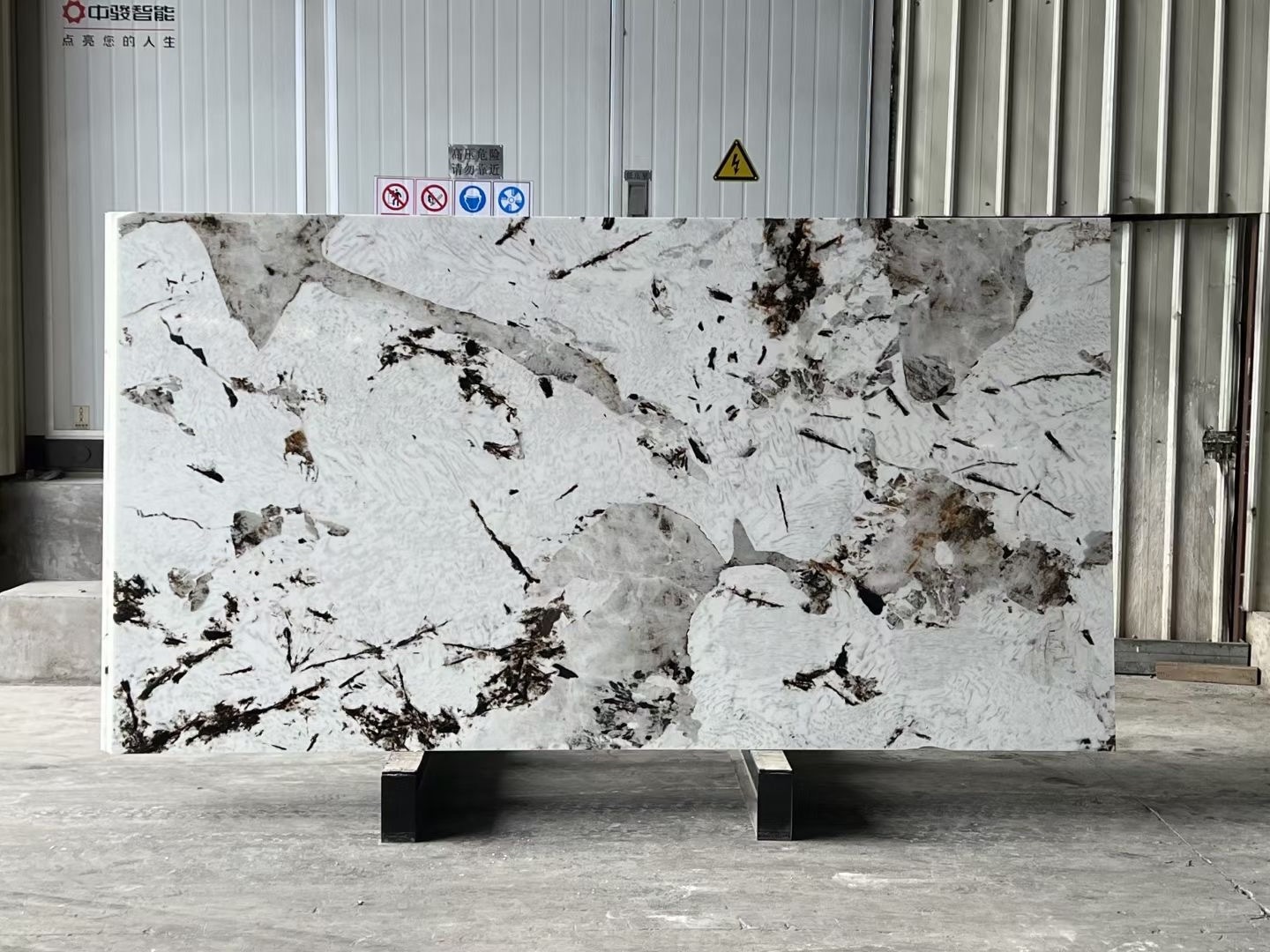 Factory Price Natural Artificial Black And White Slab Backlit Quartzite Marble For Background Wall Panel Countertop