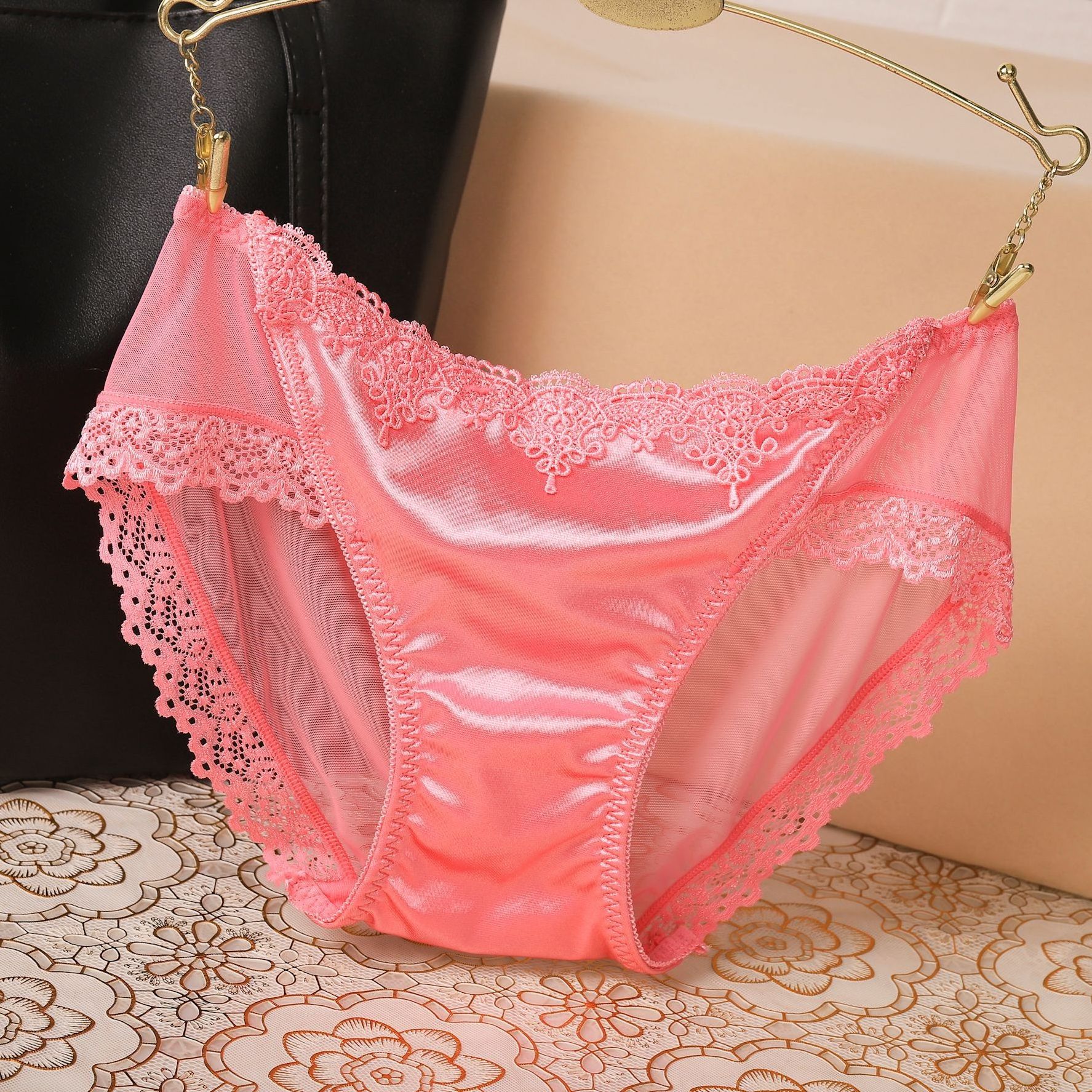 Thin Wholesale Silk Satin Briefs Lace Seamless Lady Sexy Low Waist Mature Woman Panties For Woman