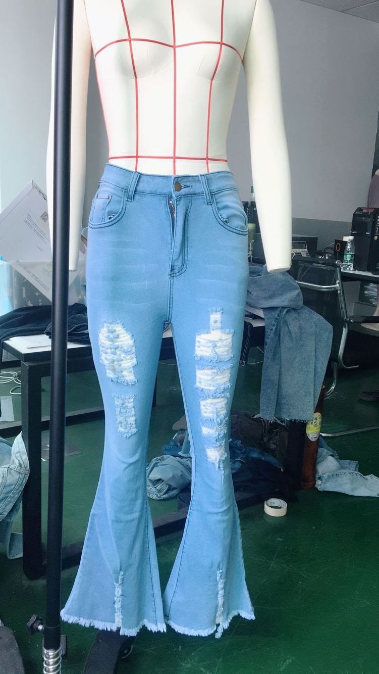 Casual Classic Wholesale Trendy Cheap Fashion Cool Lady Rip Ripped Bell Bottom Jeans Flare Jeans Women's Jeans