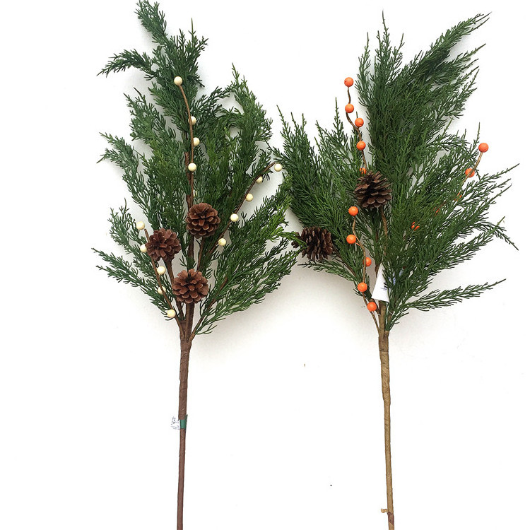 Wholesale Artificial cedar cypress leaves Green Berry Branch Leave Mix Artificial Bunch