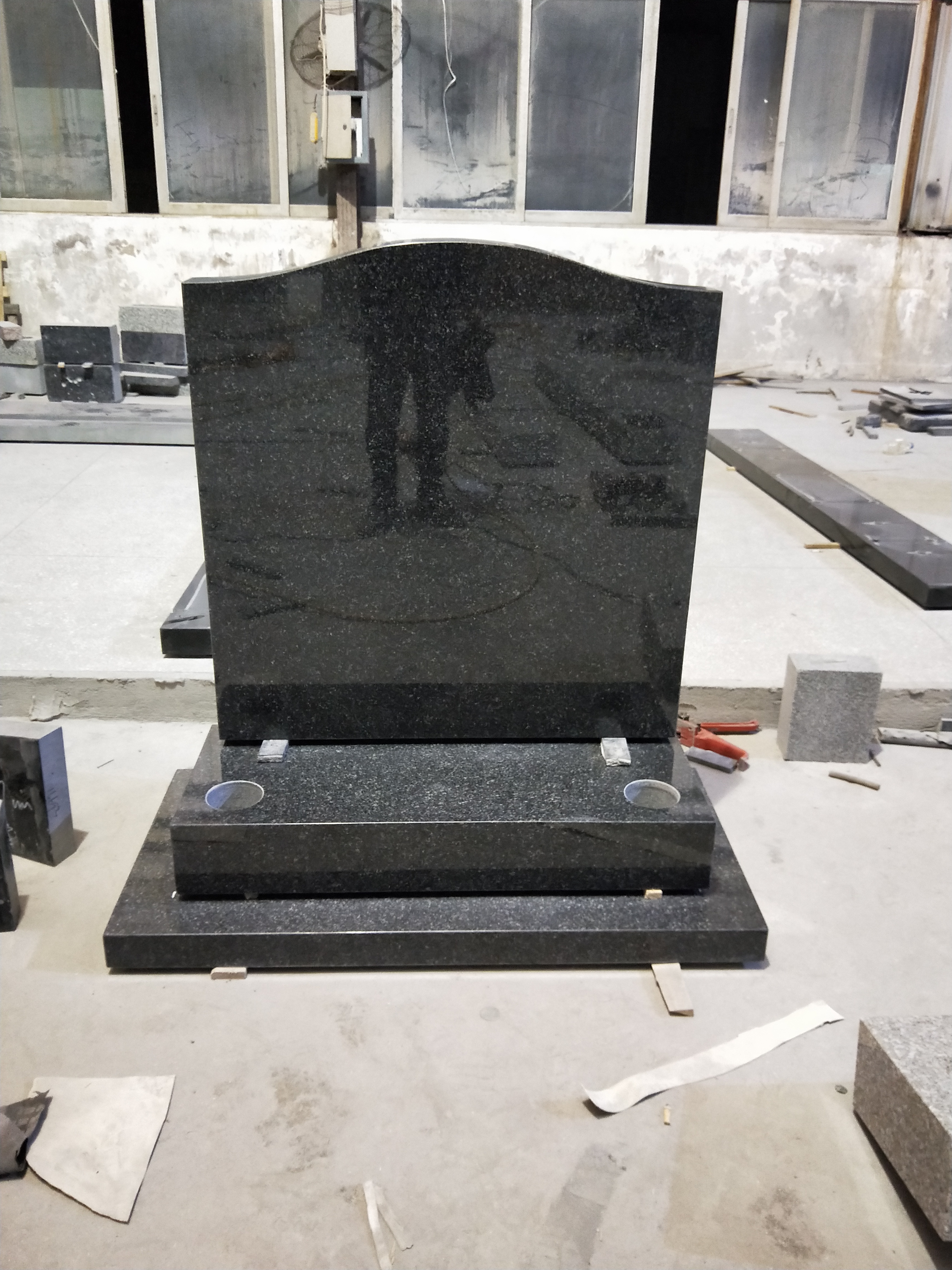 Black pearl granite Tombstone with standard serp top headstones monument