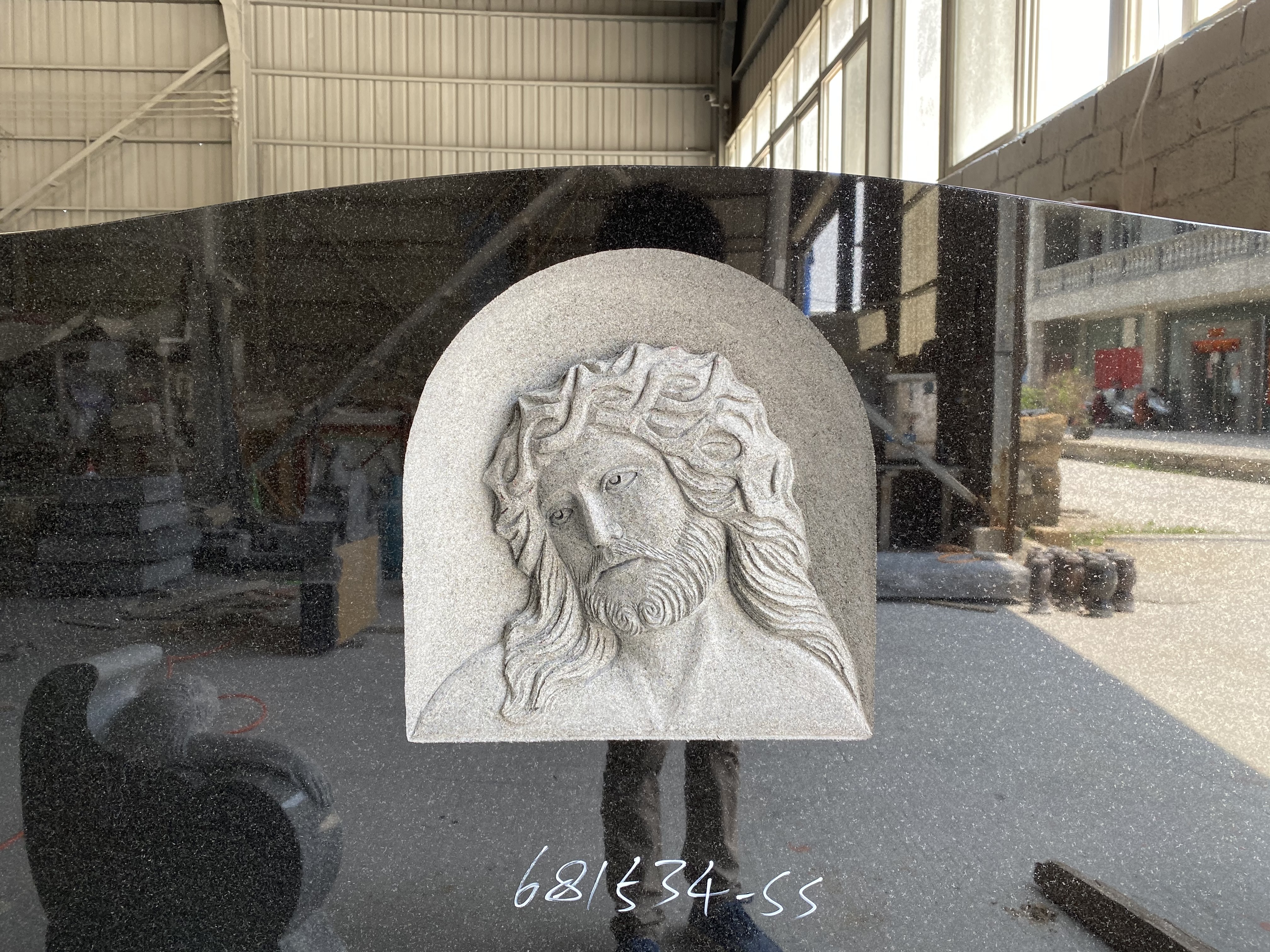 American style gray granite stone of Hand Sculpture Jesus Relief headstone