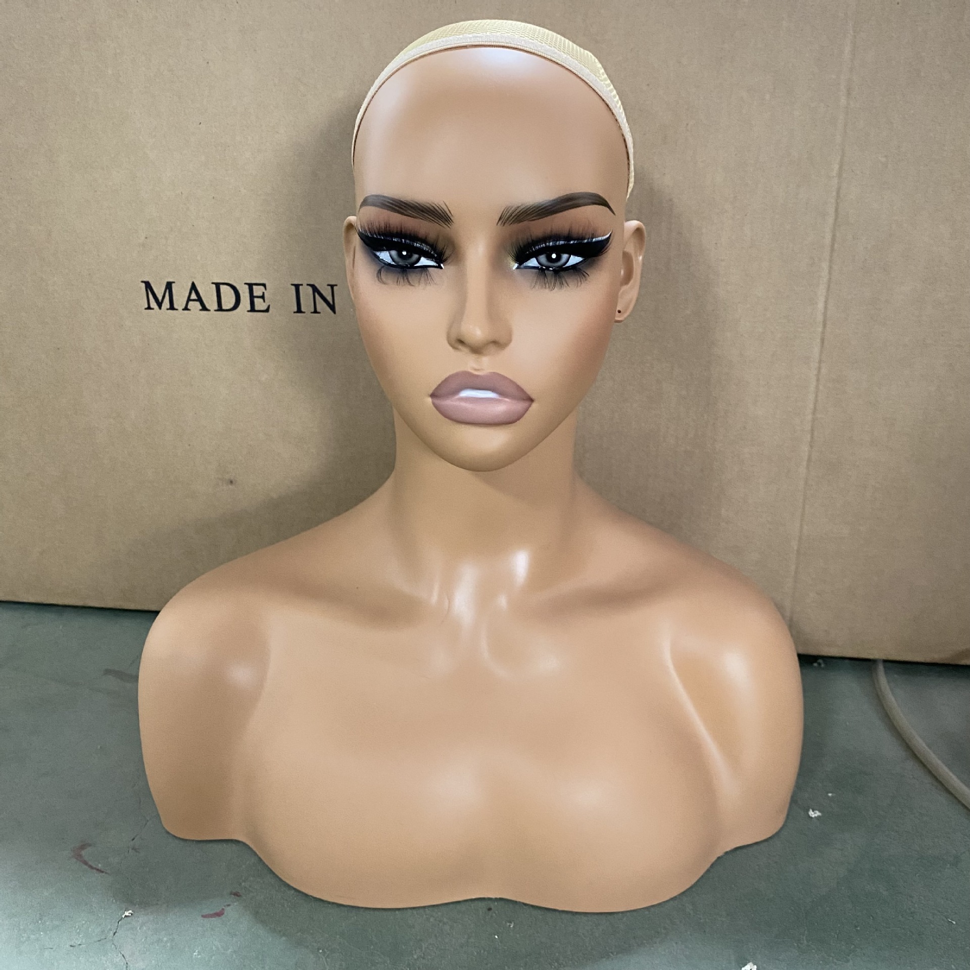 PVC Mannequin Head With Shoulders For Wig