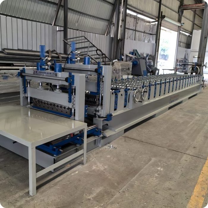 Steel Plate Dura Metal Palisade Fence roller shutter door Roll Forming Machine for sale