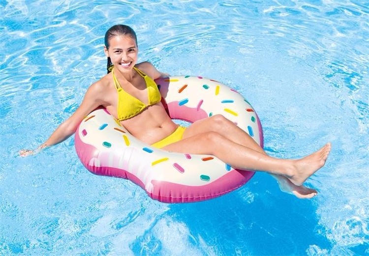 Intex 56265 donut tube cheap price inflatable donut float swimming pool swimming tube