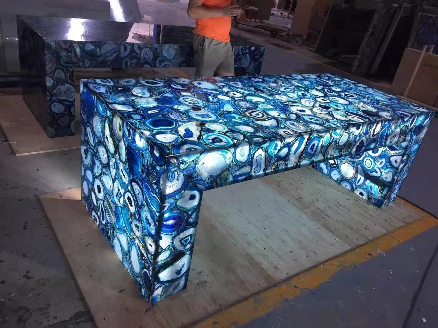 Backlit Blue Agate Stone Slab for Bar Countertop and Reception Stone With Customized Size