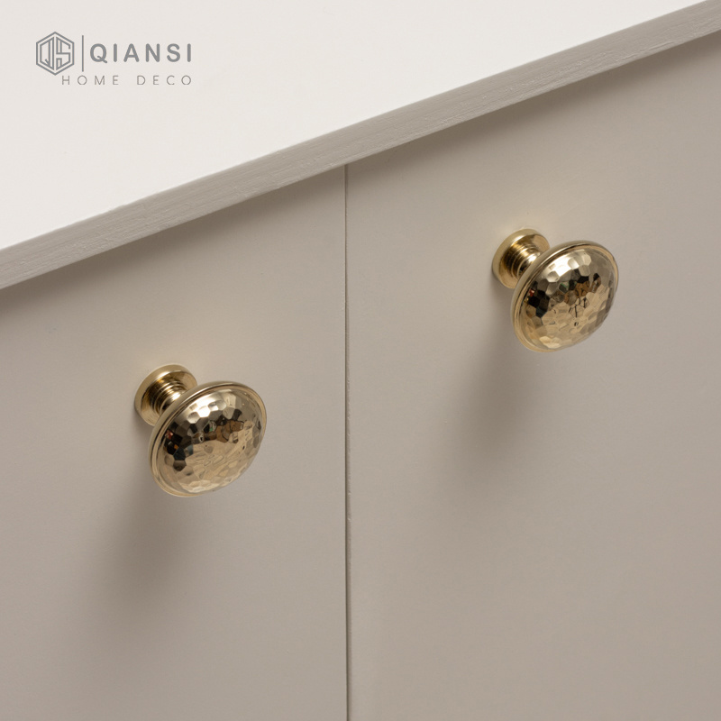 Qiansi OEM fancy rose silver gold brass furniture cabinet handles knobs pulls for kitchen cabinets round brass knobs