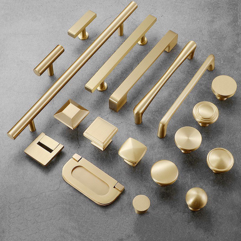 FREE SAMPLE Gold Pulls Gold Drawer Brushed Brushed Cabinet Brass Kitchen Cabinet Hardware Curved Cabinet Pulls