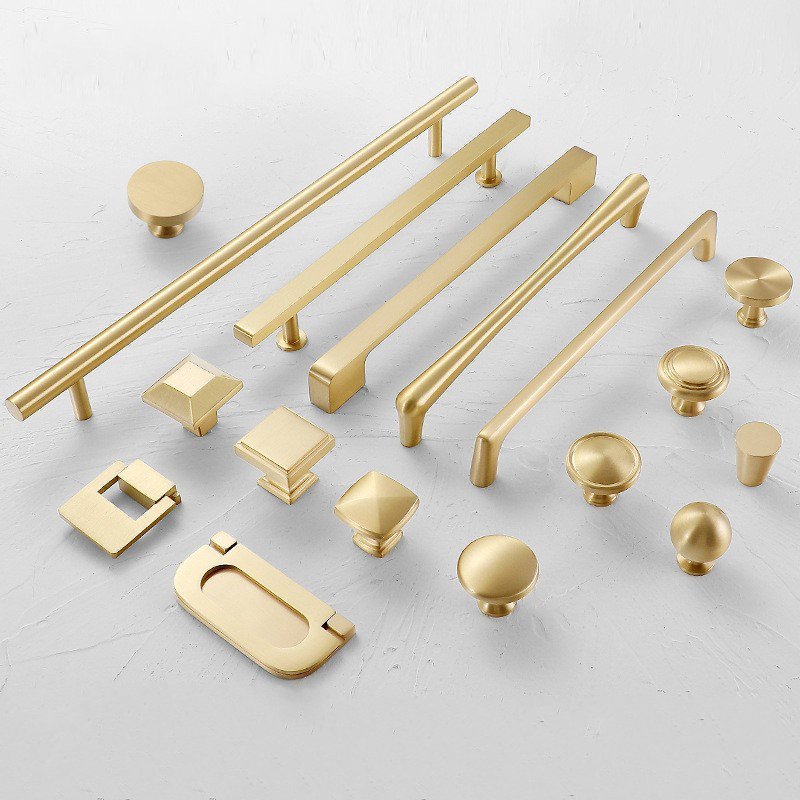 FREE SAMPLE Gold Pulls Gold Drawer Brushed Brushed Cabinet Brass Kitchen Cabinet Hardware Curved Cabinet Pulls