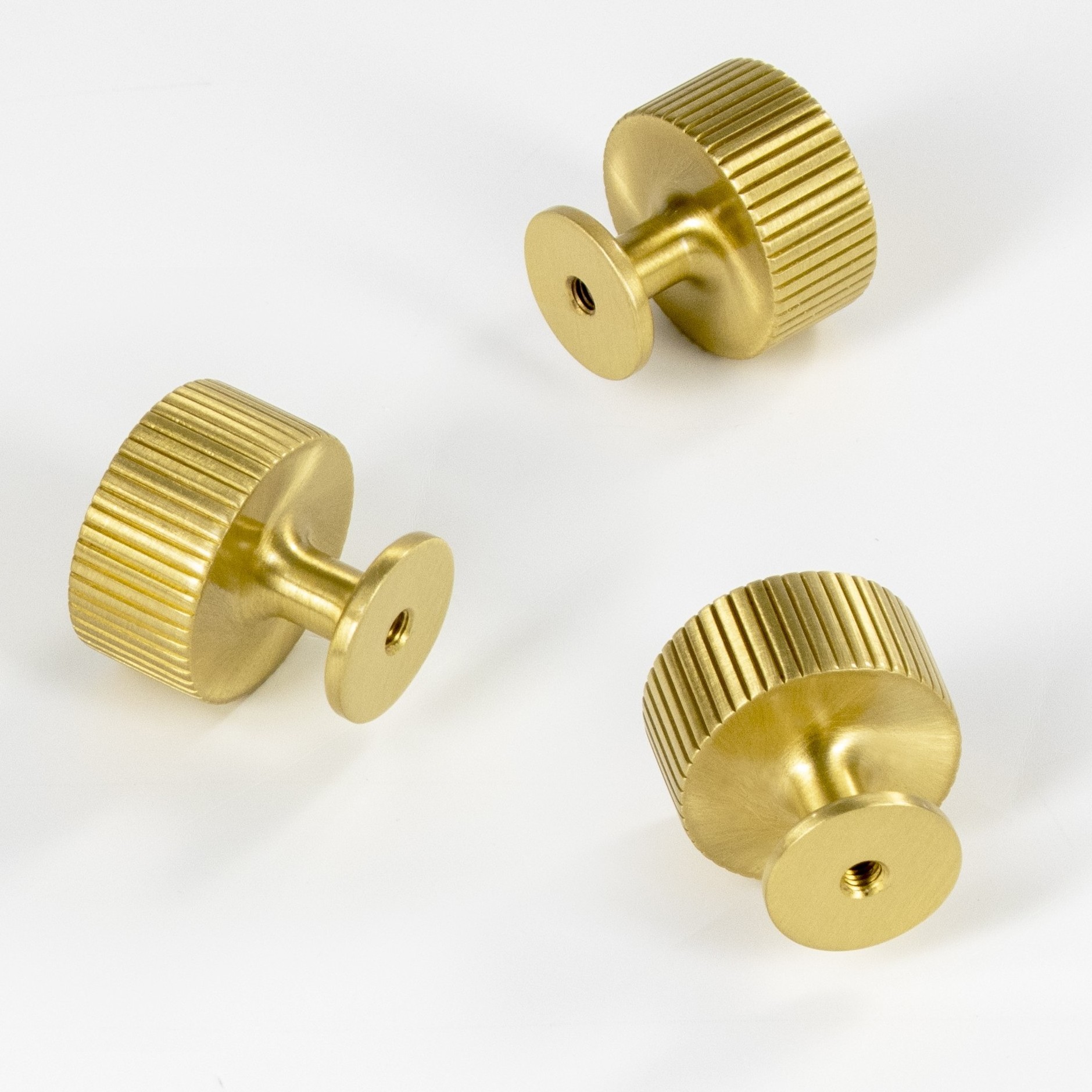 Qiansi HK0134 Luxury Furniture brass T-bar drawer pulls and knobs for cabinet handle custom wholesale hardware