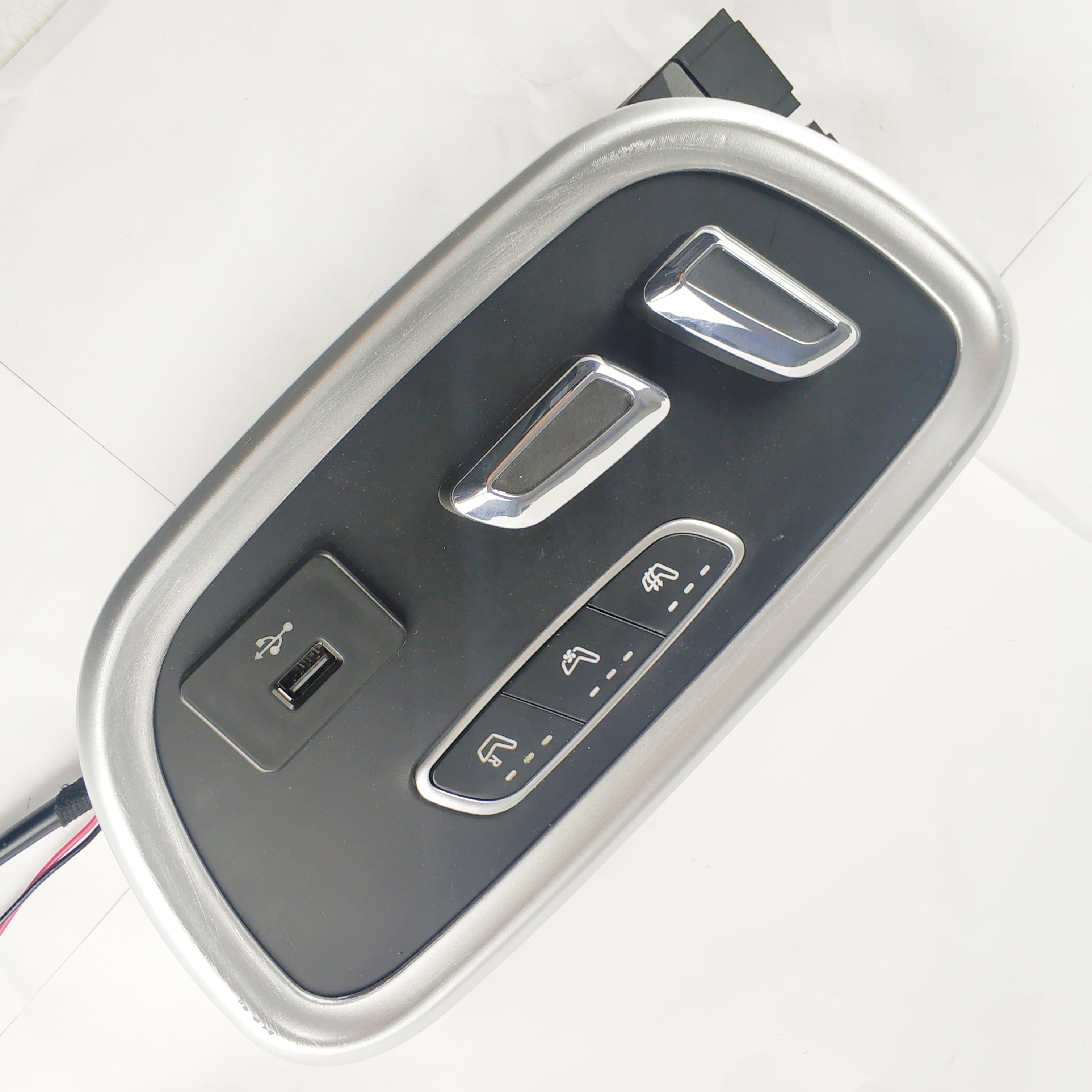 2022  aftermarket  manufacturer   Switch panel - includes power seat adjust switch with USB charger