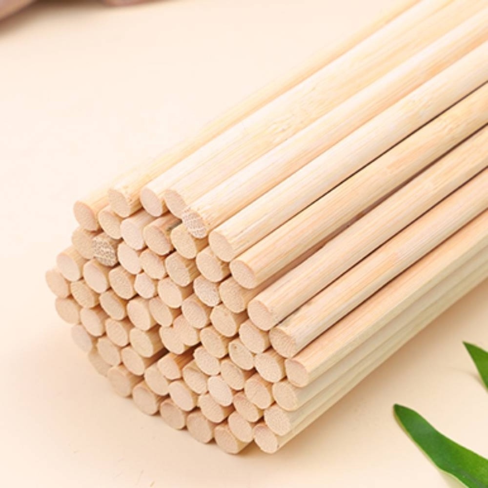 Customized Size Skinny Bamboo Sticks Pole For Plants Long Bamboo Sticks For Decoration