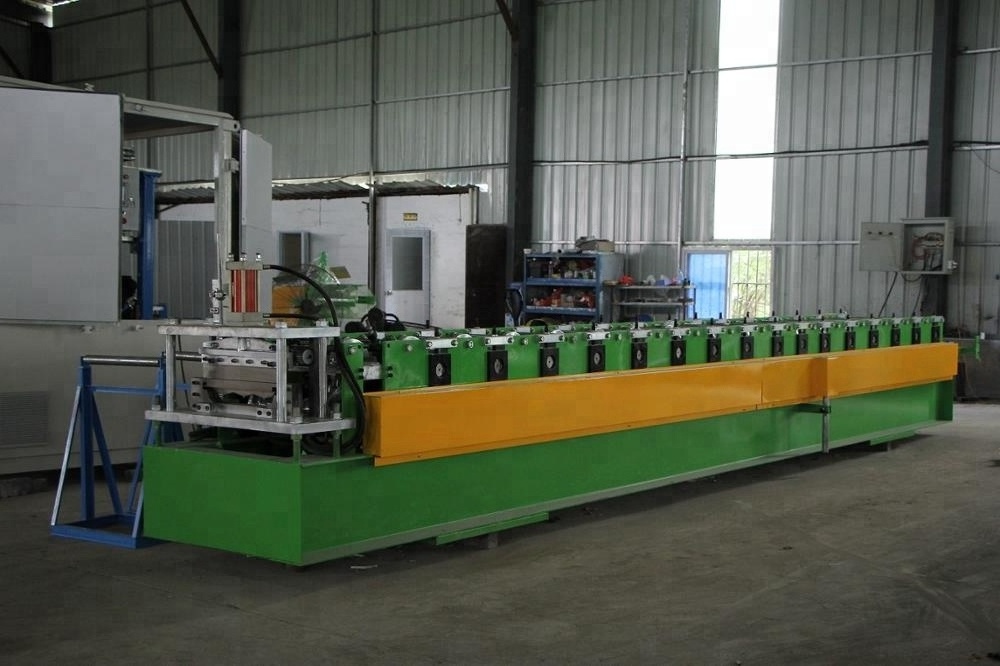 Clip lock roof panel machine seam lock roofing machine