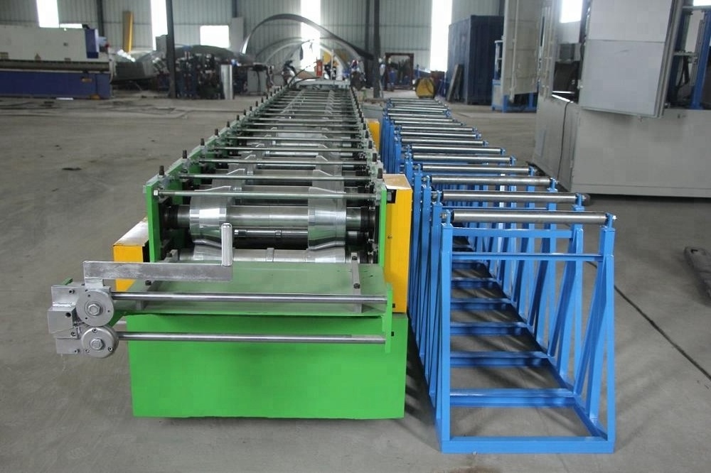 Clip lock roof panel machine seam lock roofing machine