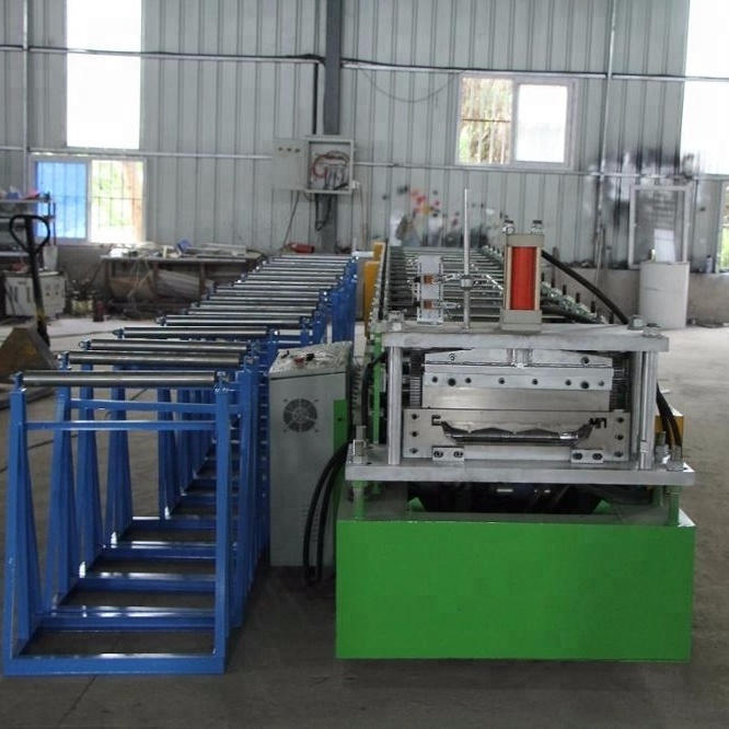 Clip lock roof panel machine seam lock roofing machine