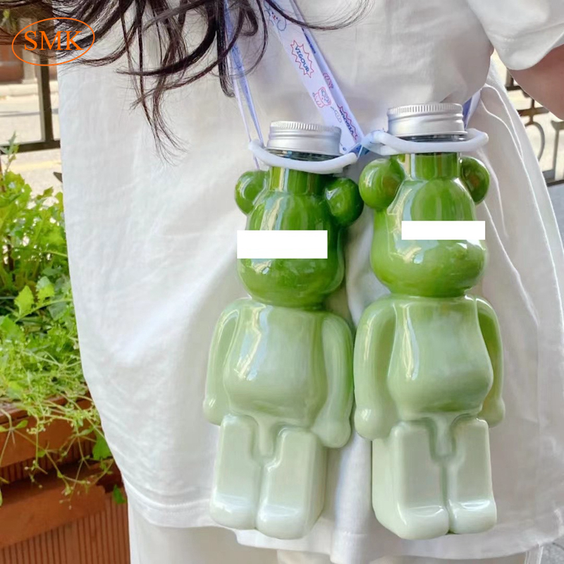 250ml 350ml 500ml Christmas Bear Shaped PET Plastic Kid Design Milk Tea Transparent Bottle For Drink Packaging