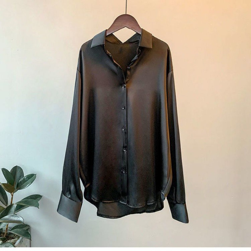 Free Sample OEM/ODM Vintage Women Satin Shirt Blouses Tops Turn Down Collar Long Sleeve Button blusa para mujer Trending Loose