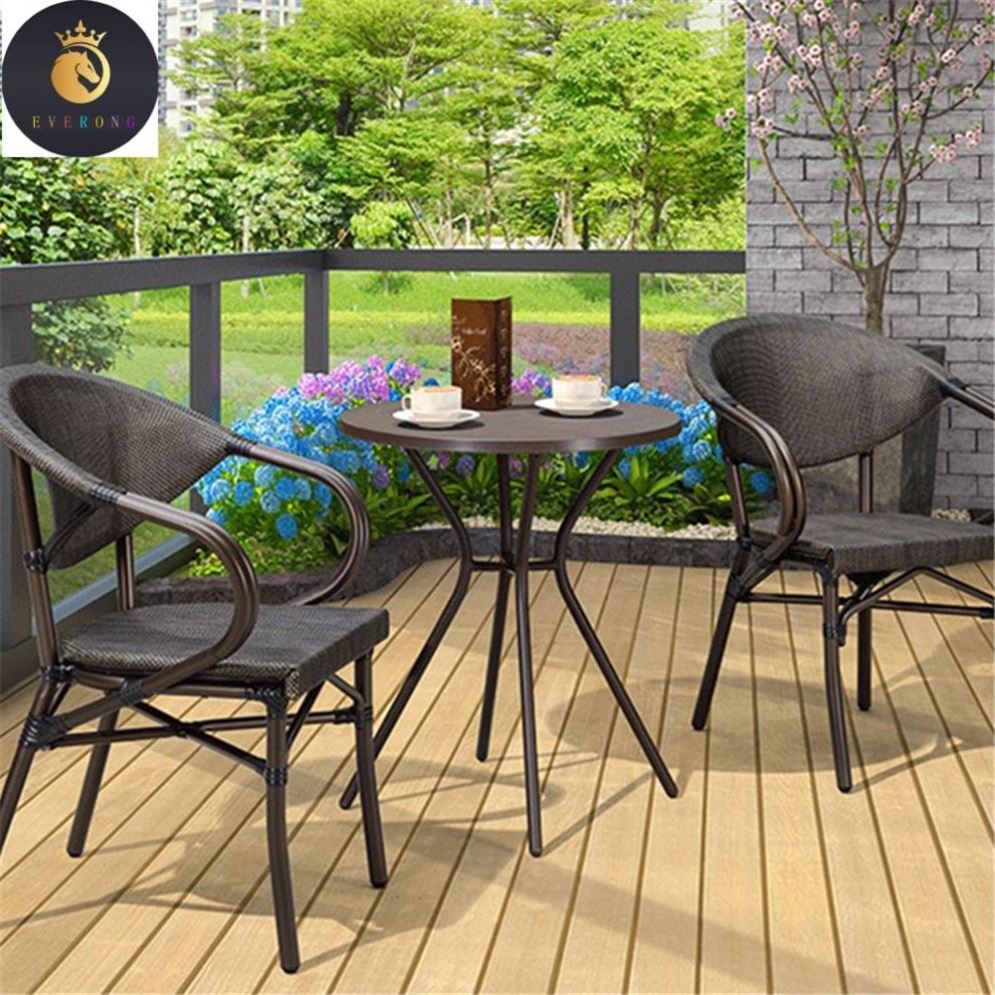 Parisian Bistro Indoor Outdoor Rattan Side 2 Chairs Bar Stool Dining Room Furniture Luxury Garden Aluminum Dining Table Set