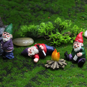 Mini Drunk Gnome Dwarfs Funny Resin Statue Cute Diy Bonsai Decoration For Desk Outdoor Fairy Micro Garden Sculpture Elf Decor