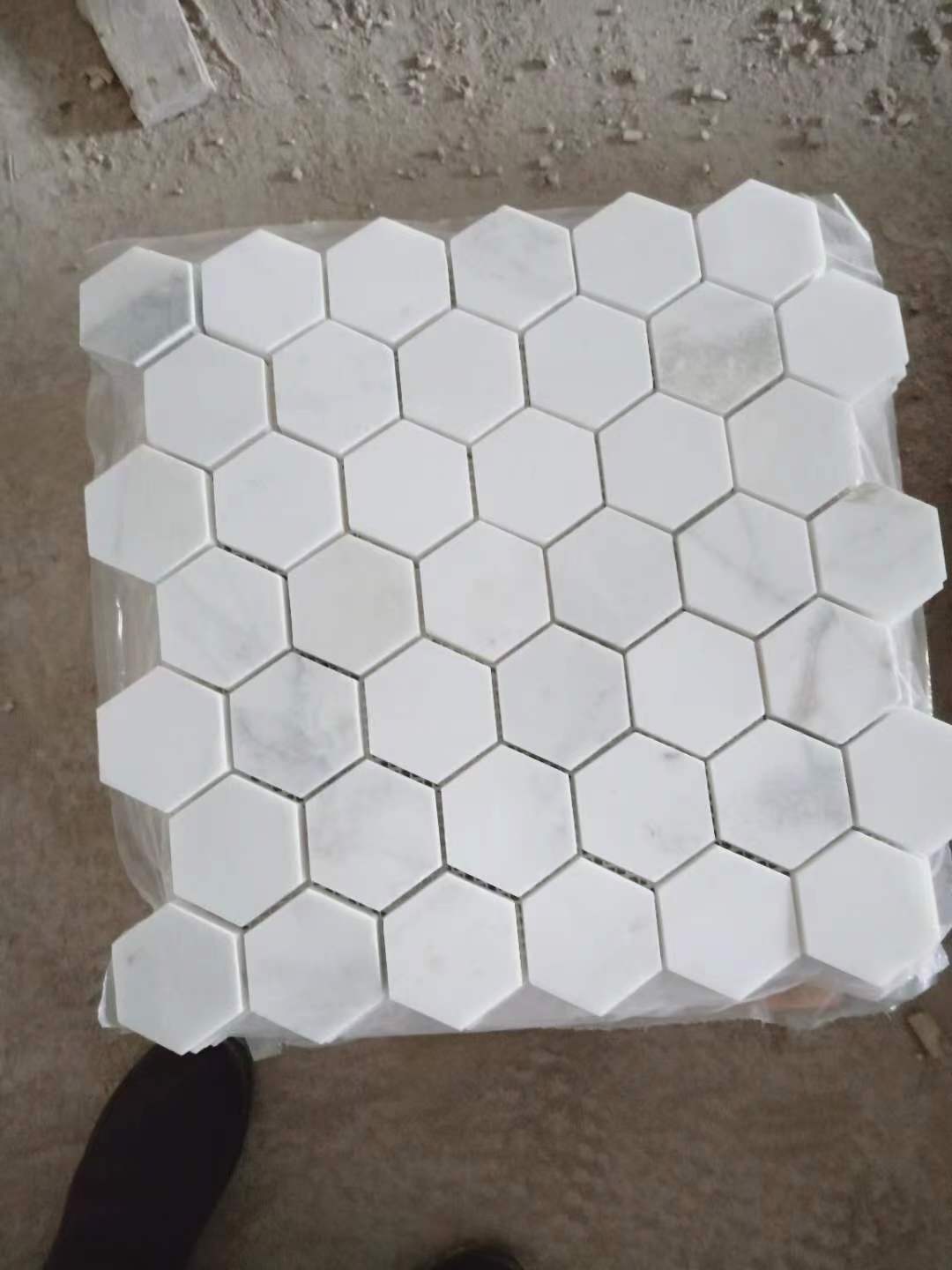 Fashion Design Natural Bianco Oro White Marble Stone Hexagon Mosaic Tile For Wall Decoration