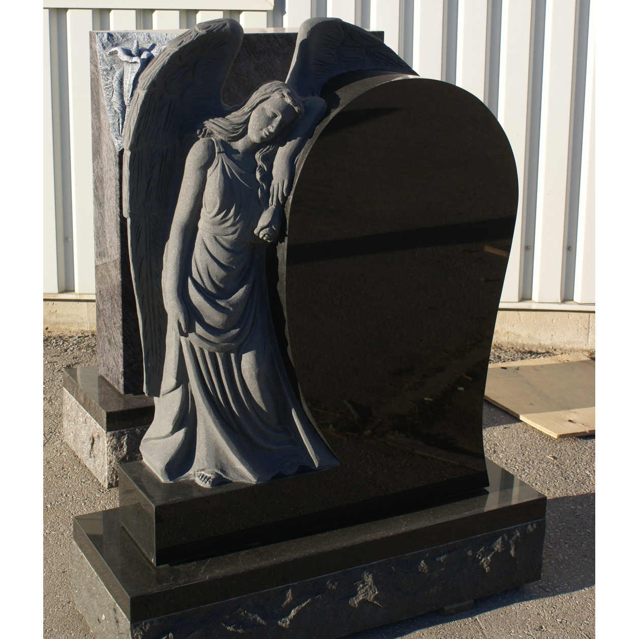 Wholesale Sample Design Gravestone Black Granite Tombstone And Monuments Headstone