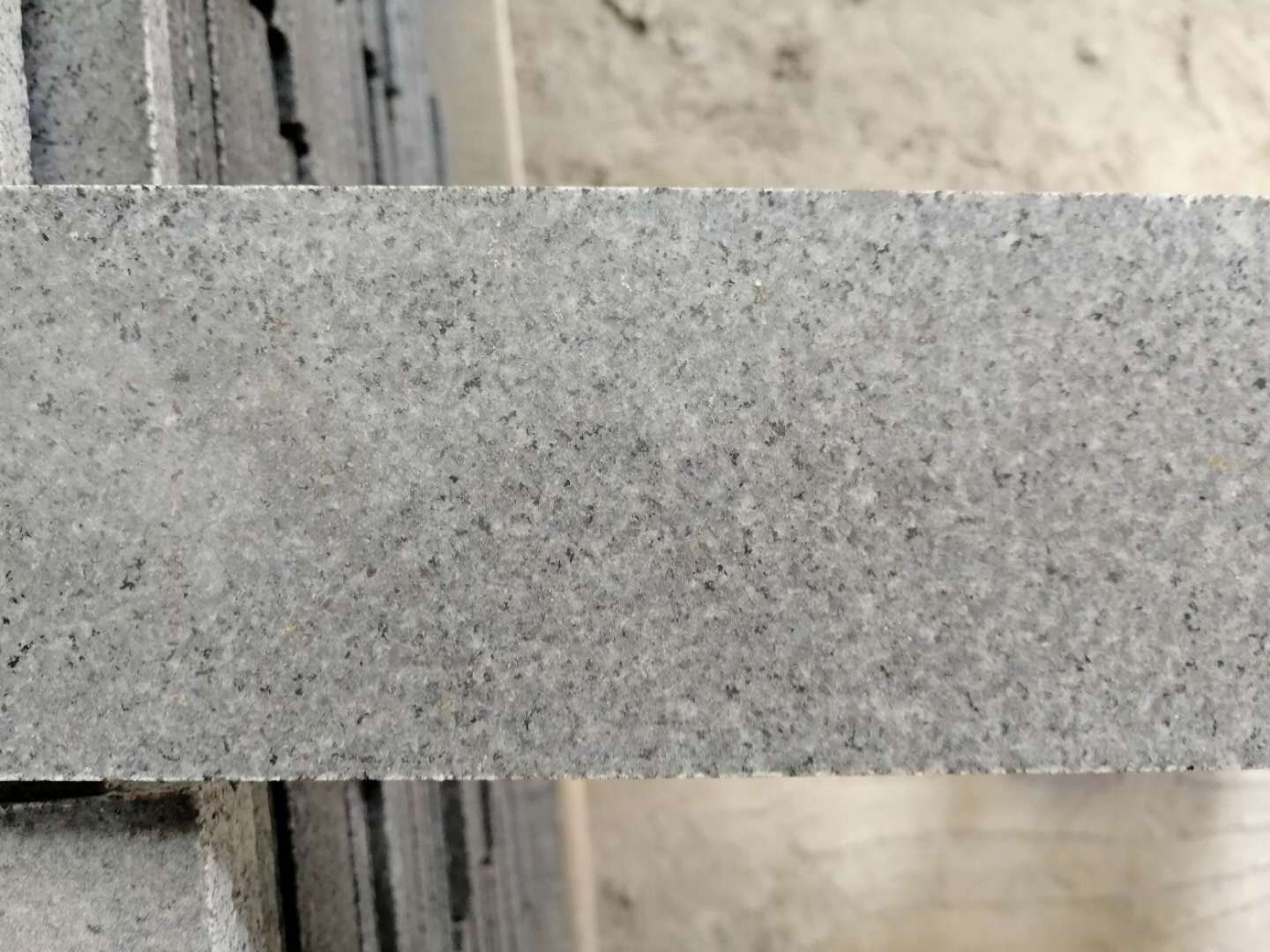 China Grey  Granite Cheap Price Grey Granite For Wholesale New G654 granite slab