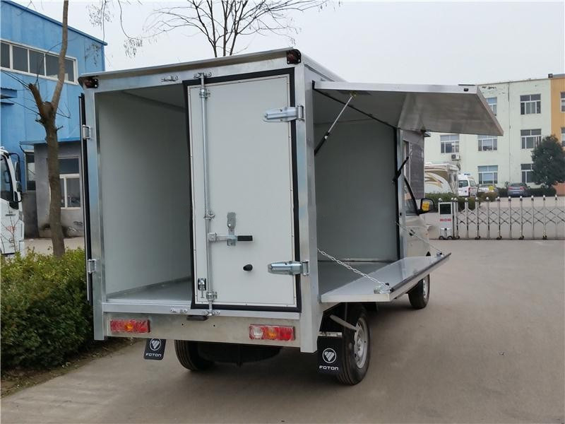 Dongfeng hot sale truck van box body refrigerated containers for sale