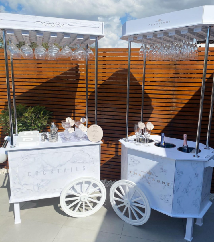 New Arrival Modern Style Desert Candy Champagne Cart Wedding Decoration Champagne Cart for Event Wheels