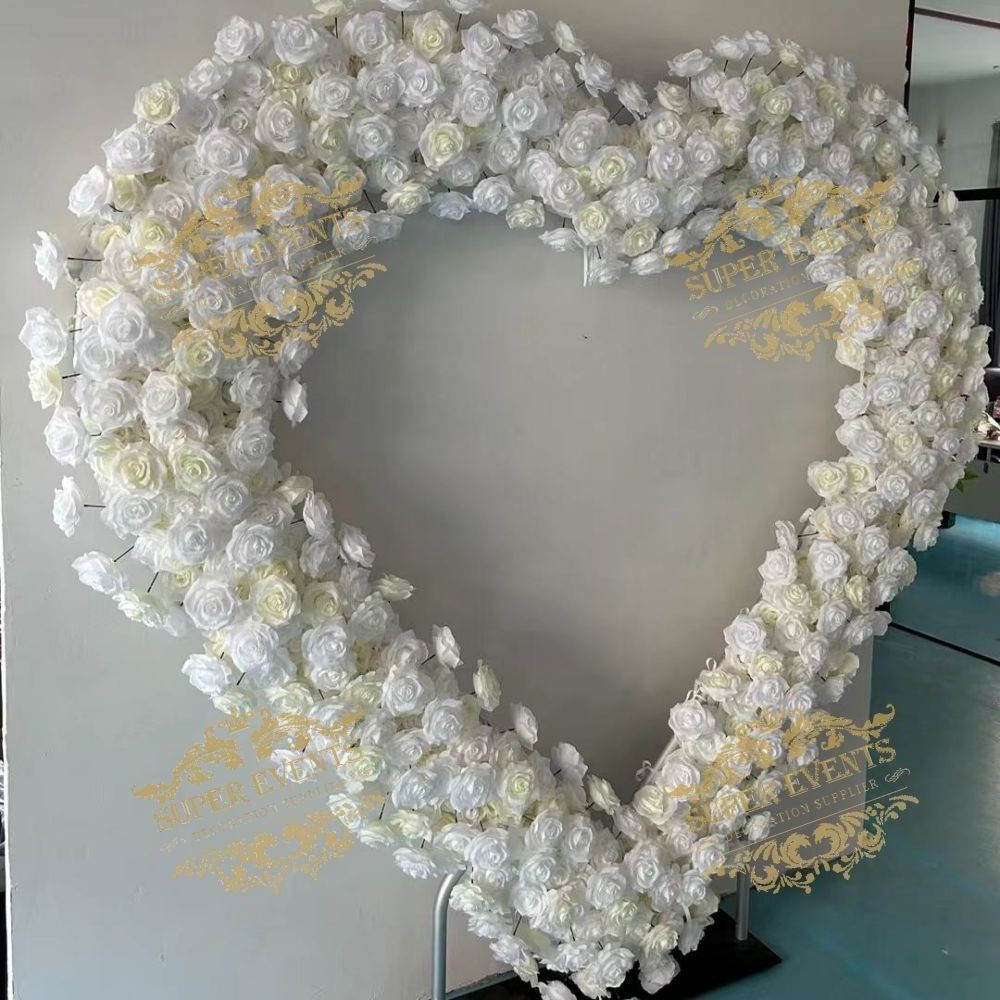 Wholesale Red Hydrangea Heart Shaped Arch Flower Row Floral Arrangement Silk Flowers Wedding Arch Backdrop For Wedding Event