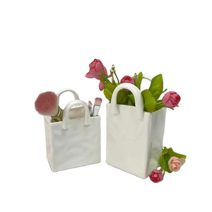 SYL Vintage handbag Flower basket Ceramic hydroponic vase Table decoration Creative flower arrangement modern bone China vase