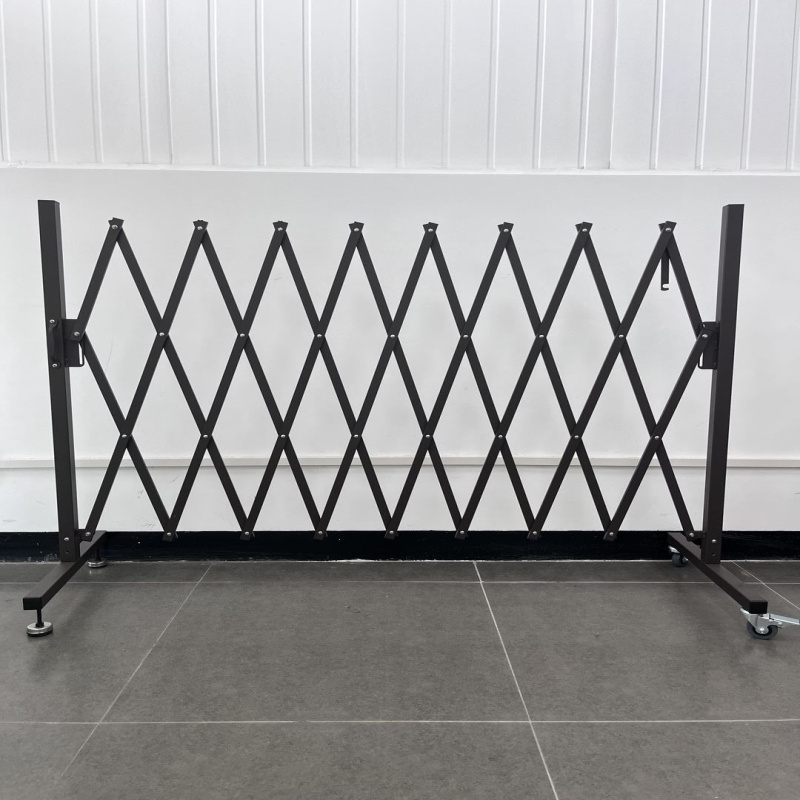 Wholesale Retractable Trellis Fence Driveway Retractable Fence Flexible Pvc Horse Fence