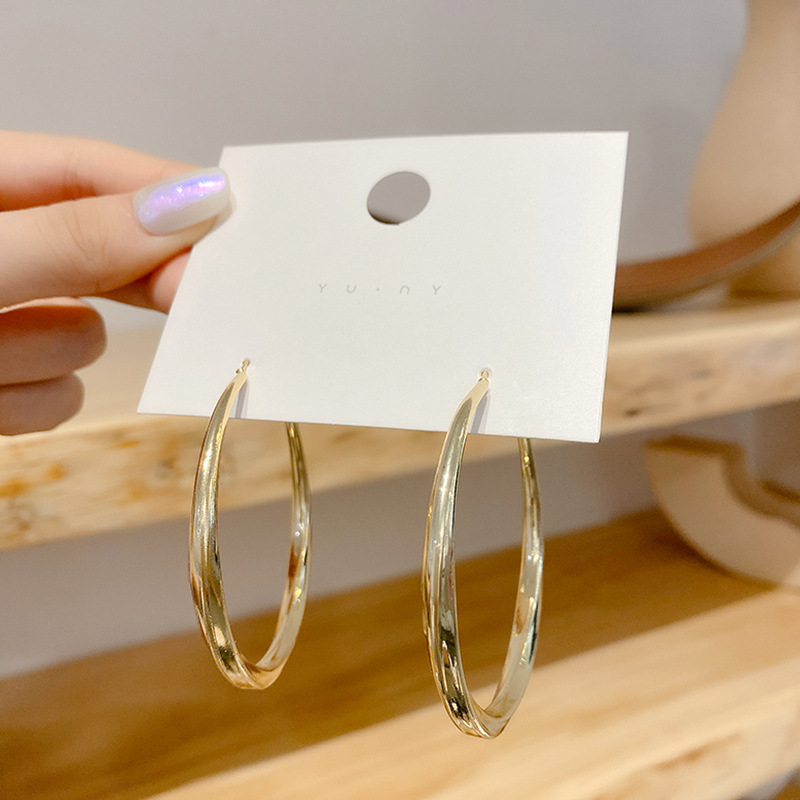 New Fashion Hypoallergenic Stainless Steel C Ring Simple Large Hoop Exaggerated 18k Gold Plated Large Hoop Earrings