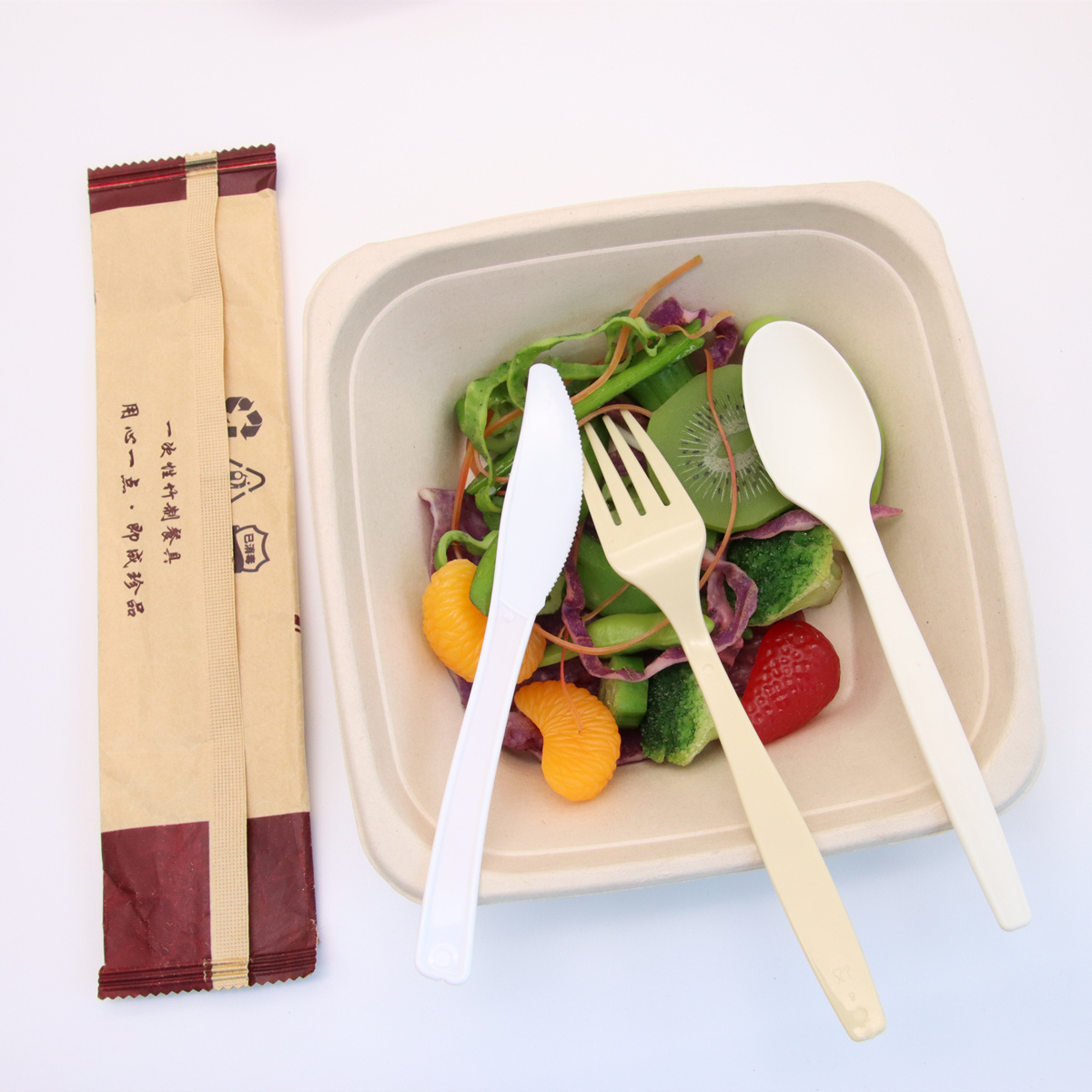 High-Temperature Disposable Lunch Box with Lid Takeaway Food Tray for BBQ Baking Sugarcane Bagasse Containers Disposable Plates