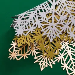 Christmas Snowflake Place Mats Gold Metallic Festive Vinyl Table Mat Washable for Holiday Dinner Table Doilies Decor