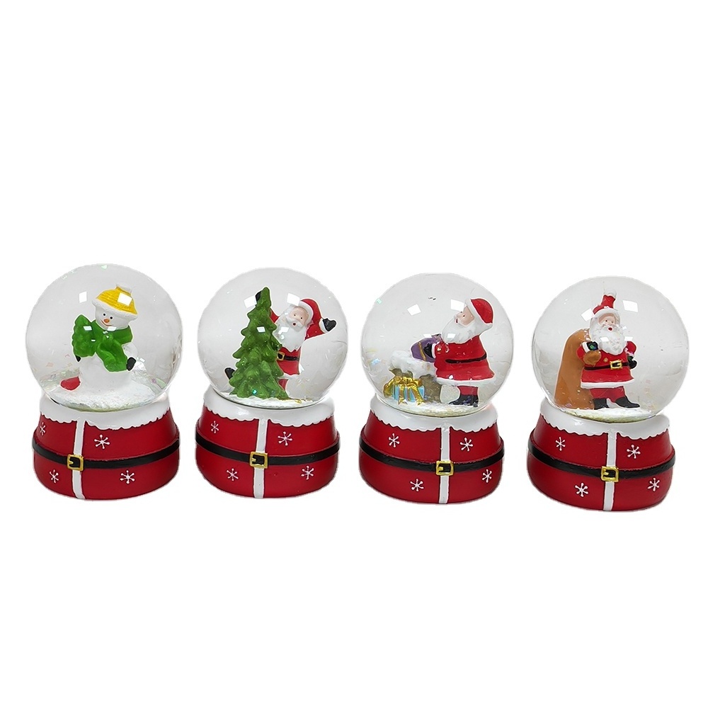 2023 Newly Custom Snow Globe Santa Empty Snow Globe European Style Resin Snow Globe Cup