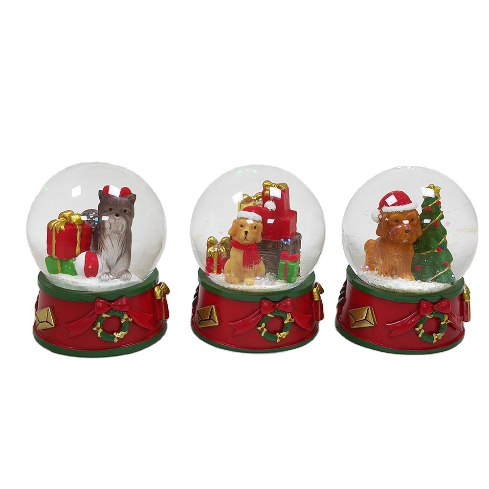 2023 Newly Custom Snow Globe Santa Empty Snow Globe European Style Resin Snow Globe Cup