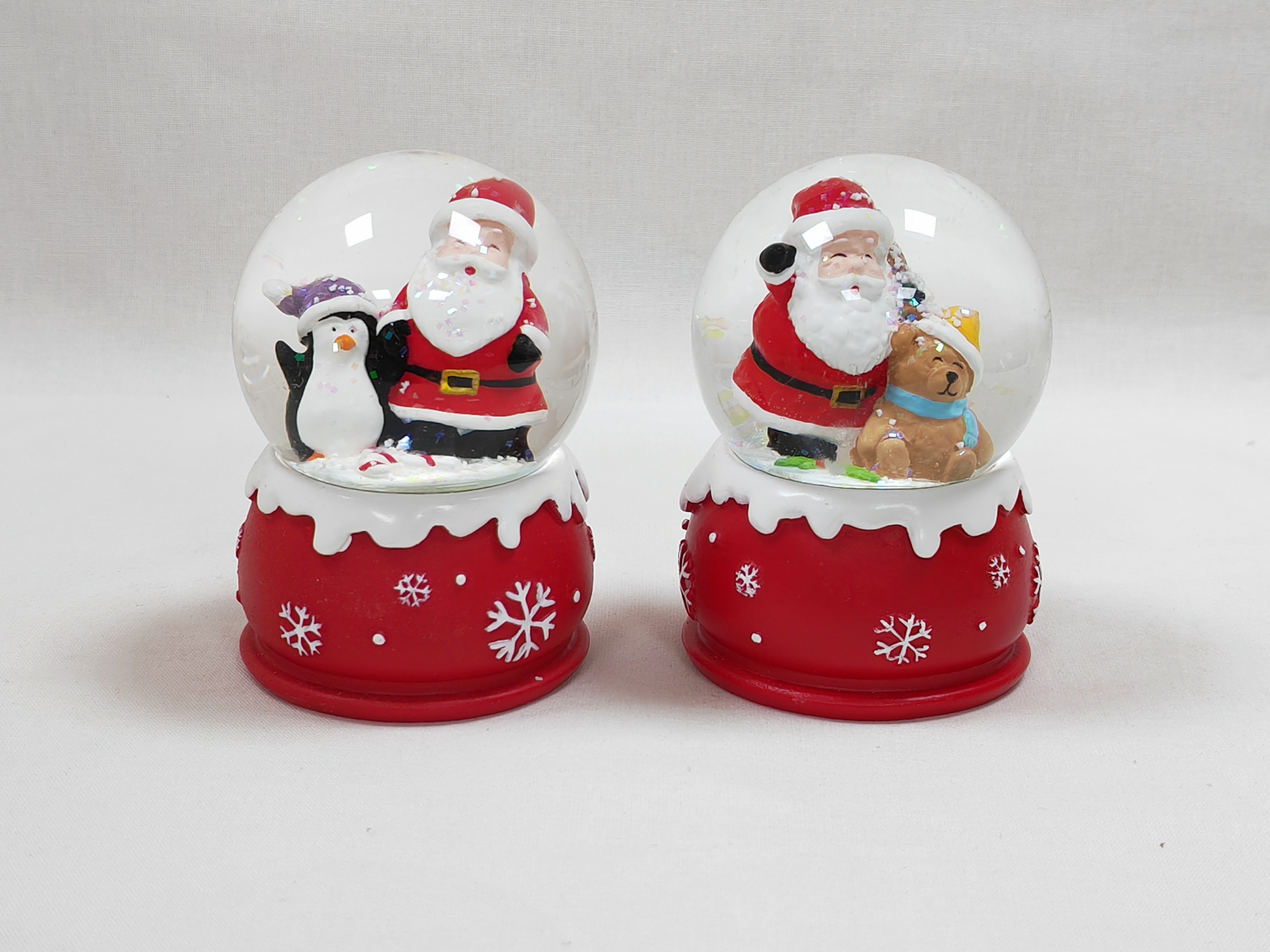 Wholesale Snow Globe Resin Mini Handmade Custom Snow Globe Glass