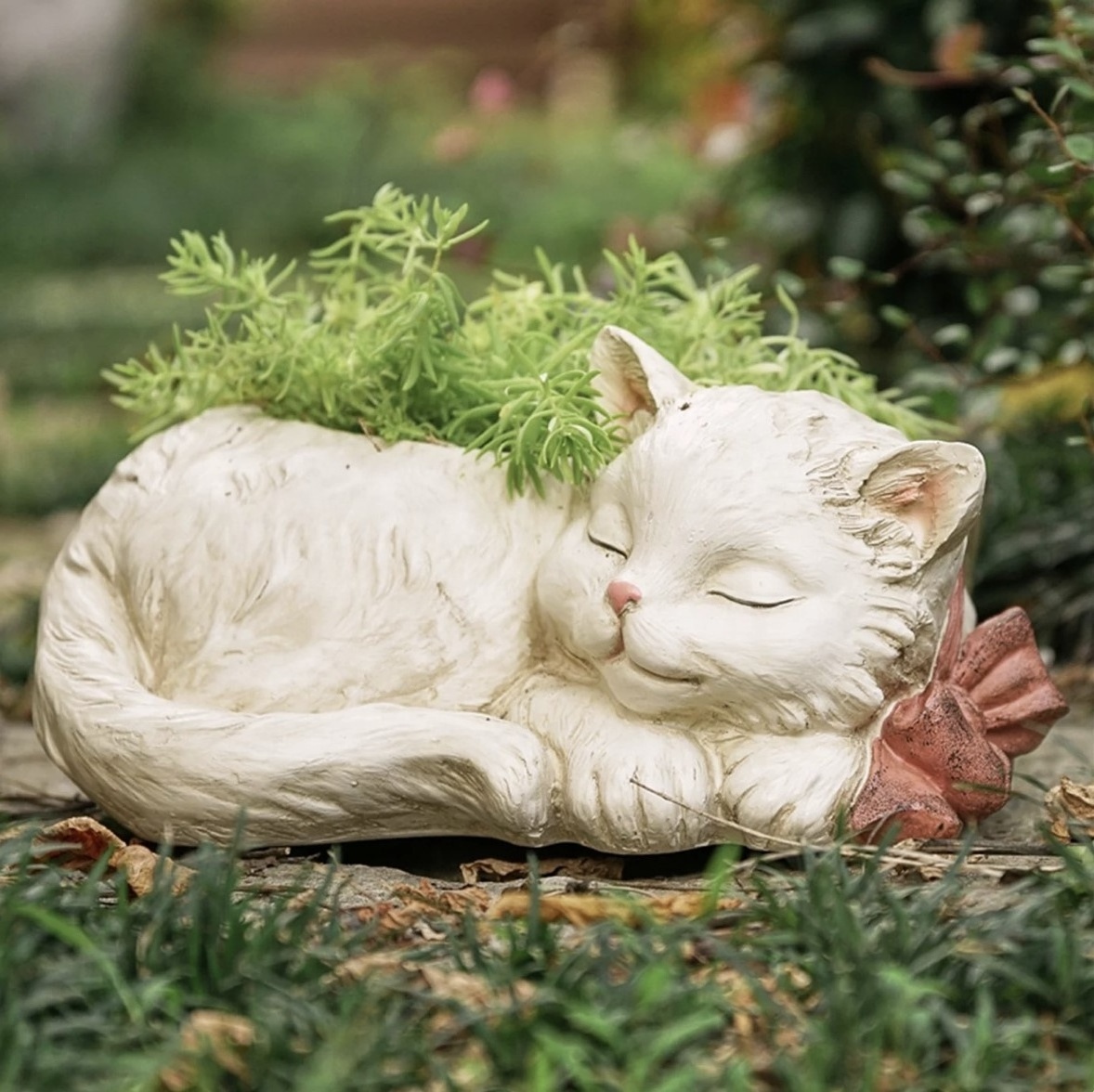 Sleeping Cat Resin Planter Animal Shaped Cartoon Garden Decoration Succulent Flower Pots